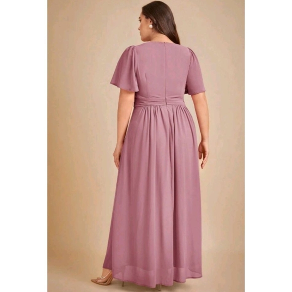 Elegant Formal Dress - Picture 2 of 10